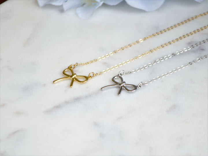 Dainty Bow Necklace